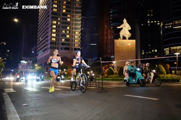 HO CHI MINH CITY NIGHT RUN EXIMBANK 2024 - Ảnh #1989094