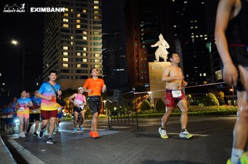 HO CHI MINH CITY NIGHT RUN EXIMBANK 2024 - Ảnh #1990481