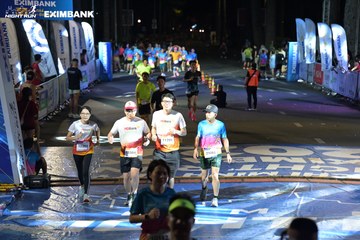 HO CHI MINH CITY NIGHT RUN EXIMBANK 2024 - Ảnh #2031445
