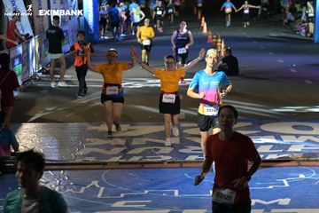 HO CHI MINH CITY NIGHT RUN EXIMBANK 2024 - Ảnh #2028880