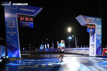 HO CHI MINH CITY NIGHT RUN EXIMBANK 2024 - Ảnh #2059957