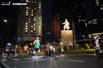 HO CHI MINH CITY NIGHT RUN EXIMBANK 2024 - Ảnh #1990228