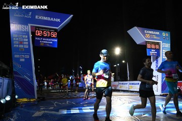 HO CHI MINH CITY NIGHT RUN EXIMBANK 2024 - Ảnh #2059540