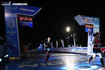 HO CHI MINH CITY NIGHT RUN EXIMBANK 2024 - Ảnh #2059662