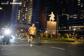 HO CHI MINH CITY NIGHT RUN EXIMBANK 2024 - Ảnh #1989156