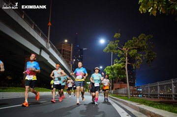 HO CHI MINH CITY NIGHT RUN EXIMBANK 2024 - Ảnh #1988964