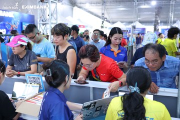 HO CHI MINH CITY NIGHT RUN EXIMBANK 2024 - Ảnh #1964245