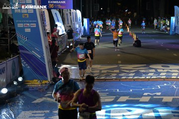 HO CHI MINH CITY NIGHT RUN EXIMBANK 2024 - Ảnh #2029515