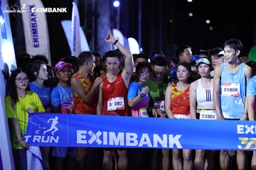HO CHI MINH CITY NIGHT RUN EXIMBANK 2024 - Ảnh #1971855