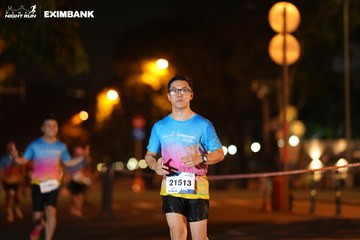 HO CHI MINH CITY NIGHT RUN EXIMBANK 2024 - Ảnh #2160618