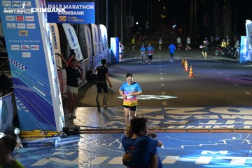 HO CHI MINH CITY NIGHT RUN EXIMBANK 2024 - Ảnh #2025708