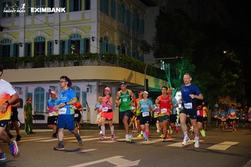 HO CHI MINH CITY NIGHT RUN EXIMBANK 2024 - Ảnh #2031611
