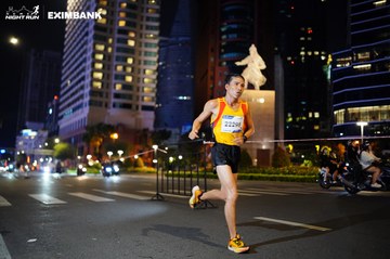 HO CHI MINH CITY NIGHT RUN EXIMBANK 2024 - Ảnh #1989053