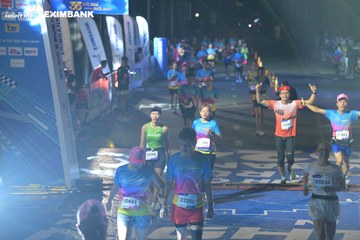 HO CHI MINH CITY NIGHT RUN EXIMBANK 2024 - Ảnh #2034672