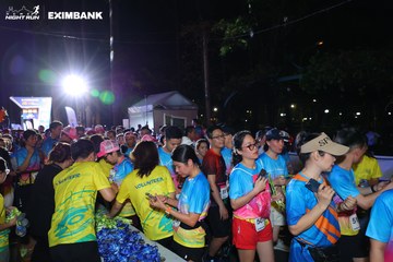 HO CHI MINH CITY NIGHT RUN EXIMBANK 2024 - Ảnh #2012669