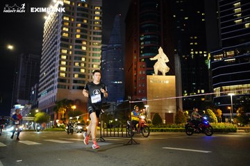HO CHI MINH CITY NIGHT RUN EXIMBANK 2024 - Ảnh #1989549