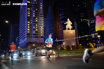 HO CHI MINH CITY NIGHT RUN EXIMBANK 2024 - Ảnh #1989852