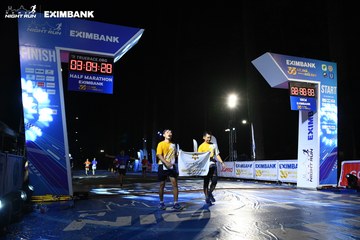 HO CHI MINH CITY NIGHT RUN EXIMBANK 2024 - Ảnh #2063547