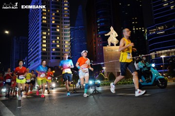 HO CHI MINH CITY NIGHT RUN EXIMBANK 2024 - Ảnh #1989735
