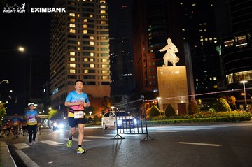 HO CHI MINH CITY NIGHT RUN EXIMBANK 2024 - Ảnh #1991660