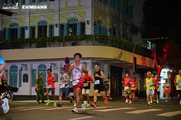 HO CHI MINH CITY NIGHT RUN EXIMBANK 2024 - Ảnh #2031308