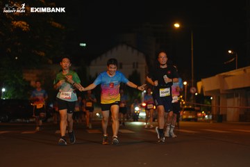 HO CHI MINH CITY NIGHT RUN EXIMBANK 2024 - Ảnh #2029110