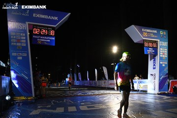 HO CHI MINH CITY NIGHT RUN EXIMBANK 2024 - Ảnh #2059564