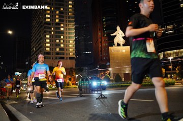 HO CHI MINH CITY NIGHT RUN EXIMBANK 2024 - Ảnh #1990462