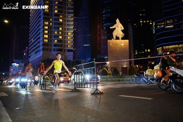 HO CHI MINH CITY NIGHT RUN EXIMBANK 2024 - Ảnh #1989119