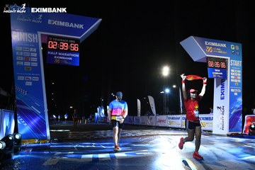 HO CHI MINH CITY NIGHT RUN EXIMBANK 2024 - Ảnh #2061028