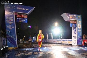 HO CHI MINH CITY NIGHT RUN EXIMBANK 2024 - Ảnh #2061216