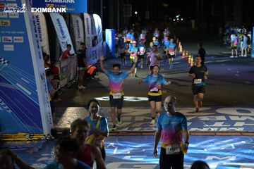 HO CHI MINH CITY NIGHT RUN EXIMBANK 2024 - Ảnh #2034136