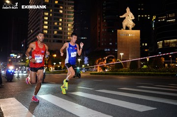 HO CHI MINH CITY NIGHT RUN EXIMBANK 2024 - Ảnh #1989010
