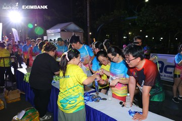 HO CHI MINH CITY NIGHT RUN EXIMBANK 2024 - Ảnh #2012787