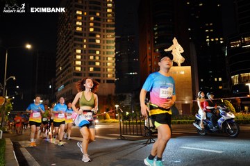 HO CHI MINH CITY NIGHT RUN EXIMBANK 2024 - Ảnh #1991361