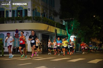 HO CHI MINH CITY NIGHT RUN EXIMBANK 2024 - Ảnh #2031179