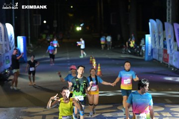 HO CHI MINH CITY NIGHT RUN EXIMBANK 2024 - Ảnh #2026120