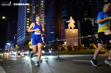 HO CHI MINH CITY NIGHT RUN EXIMBANK 2024 - Ảnh #1989508