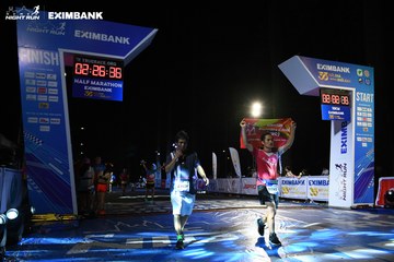 HO CHI MINH CITY NIGHT RUN EXIMBANK 2024 - Ảnh #2062170