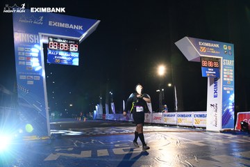HO CHI MINH CITY NIGHT RUN EXIMBANK 2024 - Ảnh #2063060