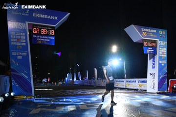 HO CHI MINH CITY NIGHT RUN EXIMBANK 2024 - Ảnh #2060522