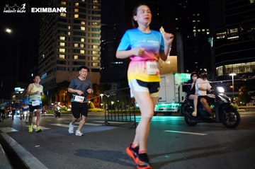 HO CHI MINH CITY NIGHT RUN EXIMBANK 2024 - Ảnh #1989943