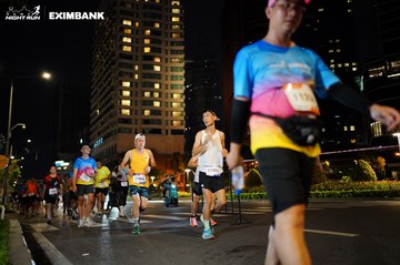 HO CHI MINH CITY NIGHT RUN EXIMBANK 2024 - Ảnh #1990672