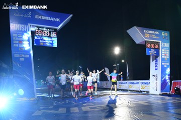 HO CHI MINH CITY NIGHT RUN EXIMBANK 2024 - Ảnh #2061899