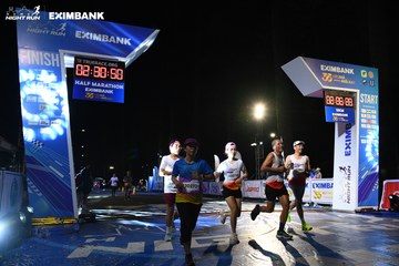 HO CHI MINH CITY NIGHT RUN EXIMBANK 2024 - Ảnh #2066133