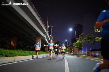 HO CHI MINH CITY NIGHT RUN EXIMBANK 2024 - Ảnh #1988836