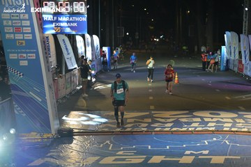 HO CHI MINH CITY NIGHT RUN EXIMBANK 2024 - Ảnh #2029349