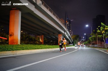HO CHI MINH CITY NIGHT RUN EXIMBANK 2024 - Ảnh #1988515