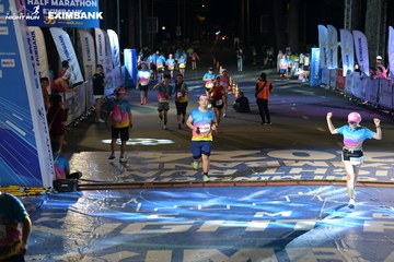 HO CHI MINH CITY NIGHT RUN EXIMBANK 2024 - Ảnh #2029449