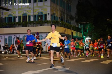 HO CHI MINH CITY NIGHT RUN EXIMBANK 2024 - Ảnh #2031608